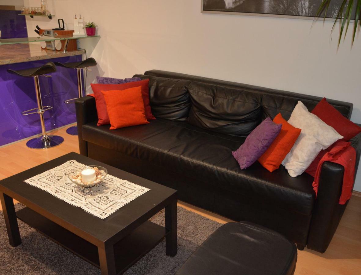 Apartmán Zderadova Brno Esterno foto