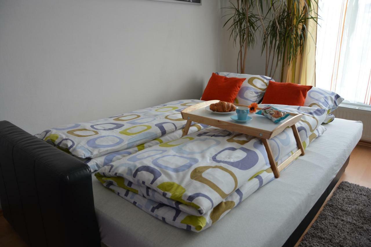 Apartmán Zderadova Brno Esterno foto